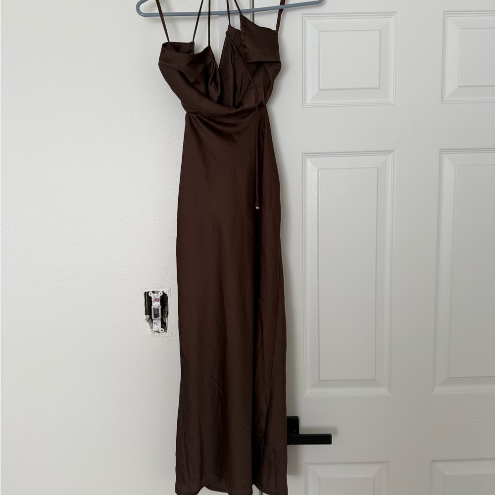 Elegant Chocolate Brown Spaghetti-Strap Maxi Dress